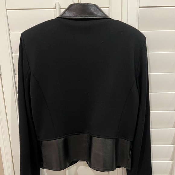 Beautiful St. John Leather and Wool Jacket - Great Condition! - Picture 2 of 4